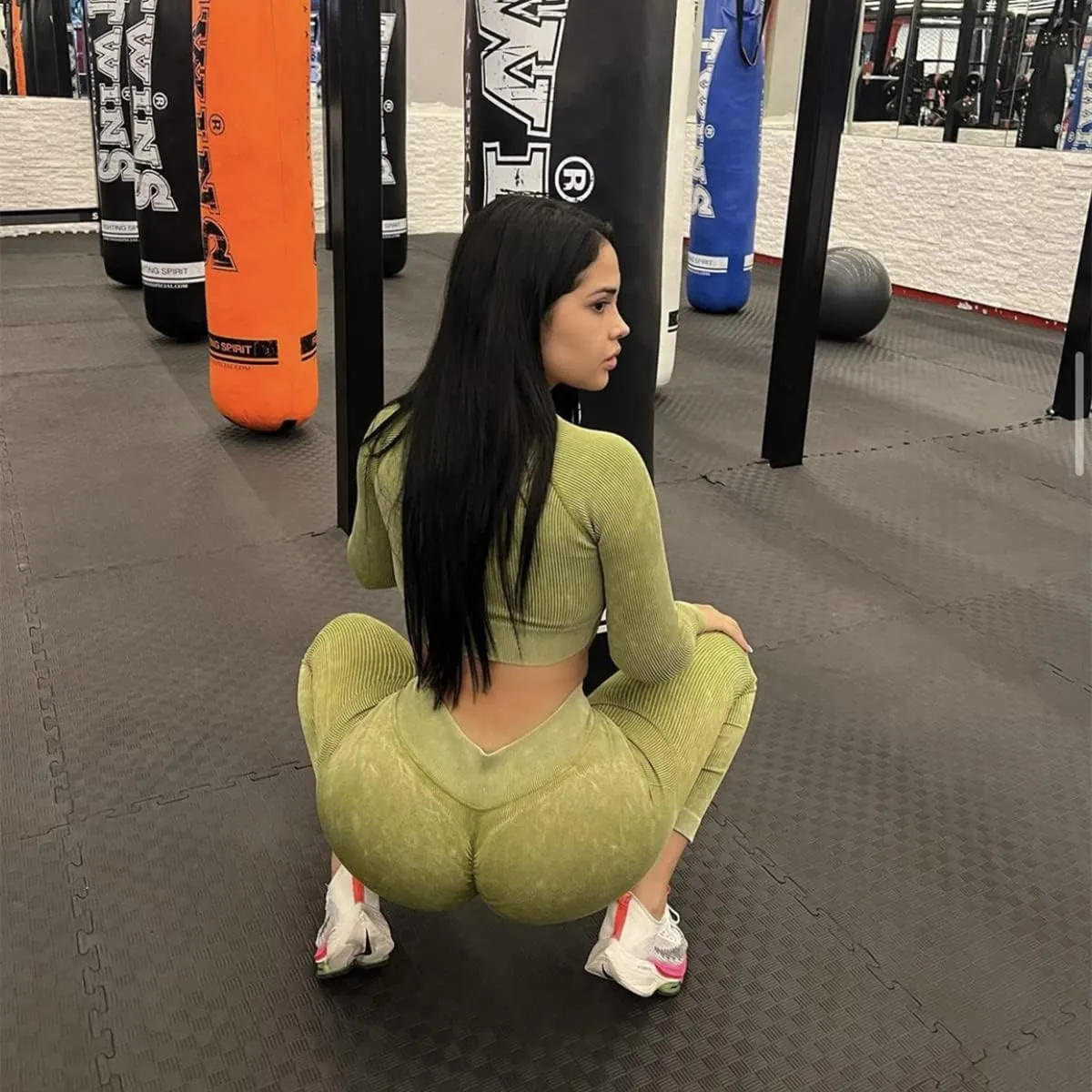 ABOCIW Workout Sets for Women Seamless Ribbed Sweetheart Neck Long Sleeve Crop Top Scrunch Butt High Wasit Legging Sets