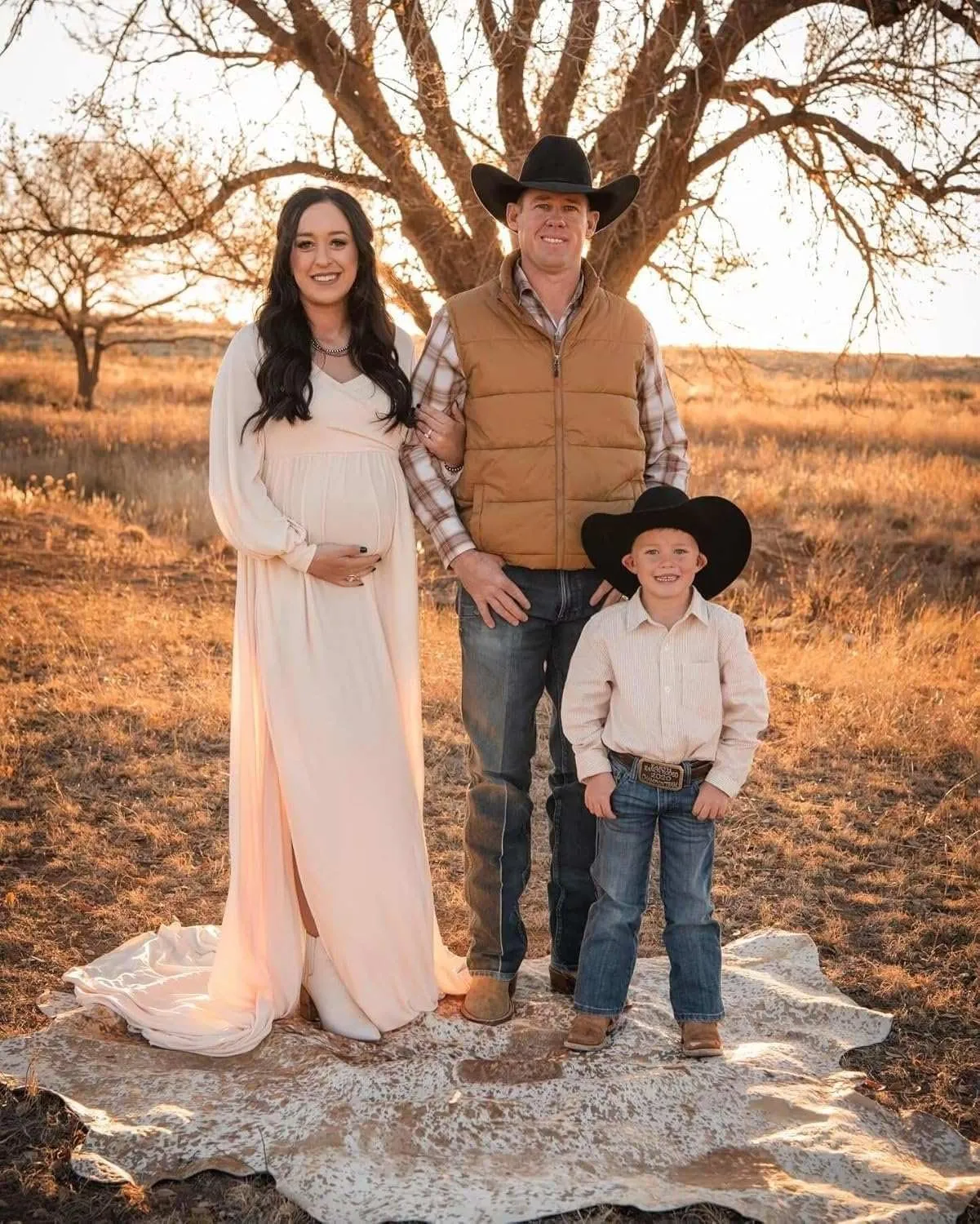 Long Sleeve Maternity Dress for Photoshoot Off Shoulder Chiffon Baby Shower Pregnancy Gown for Photography